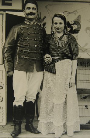 1950 - Gaston et Marie-Francoise Falisse - cirque Huller.jpg